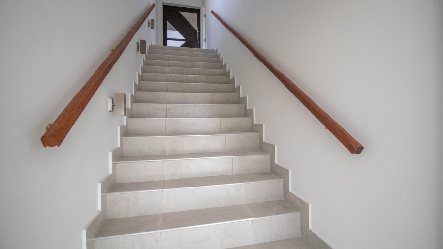 3 Bedroom Property for Sale in Fraaiuitsig Western Cape
